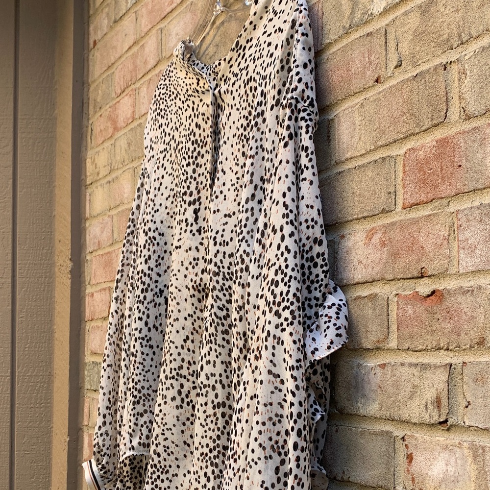 NWT Max Studio Raffled Top
